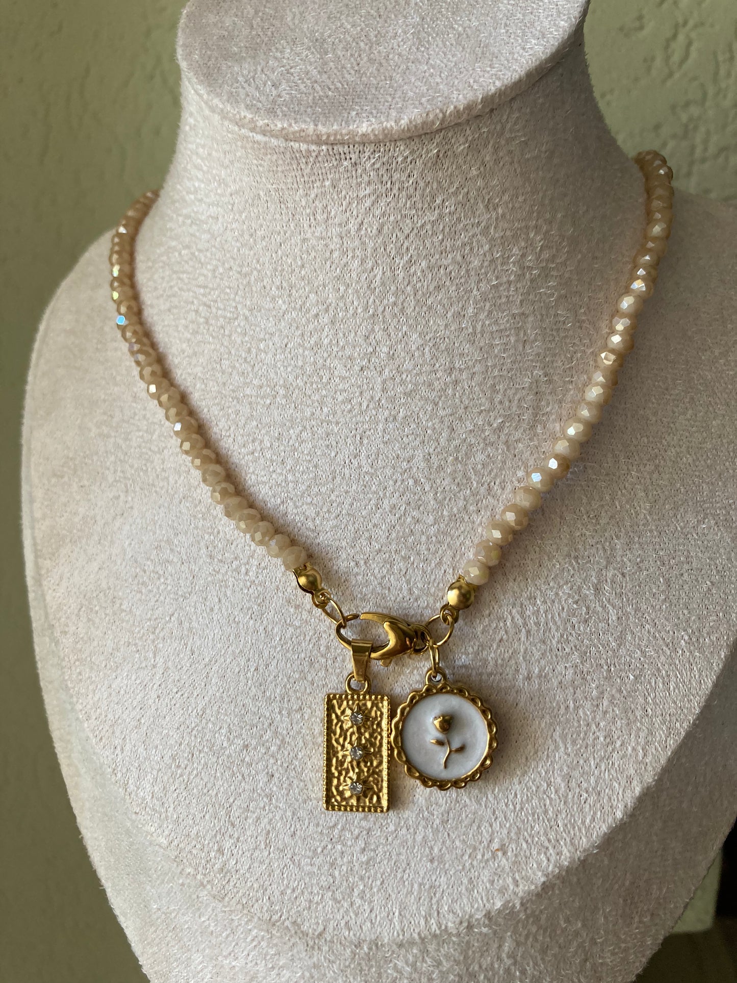 Collana Cristalli Crema 2 Pendenti