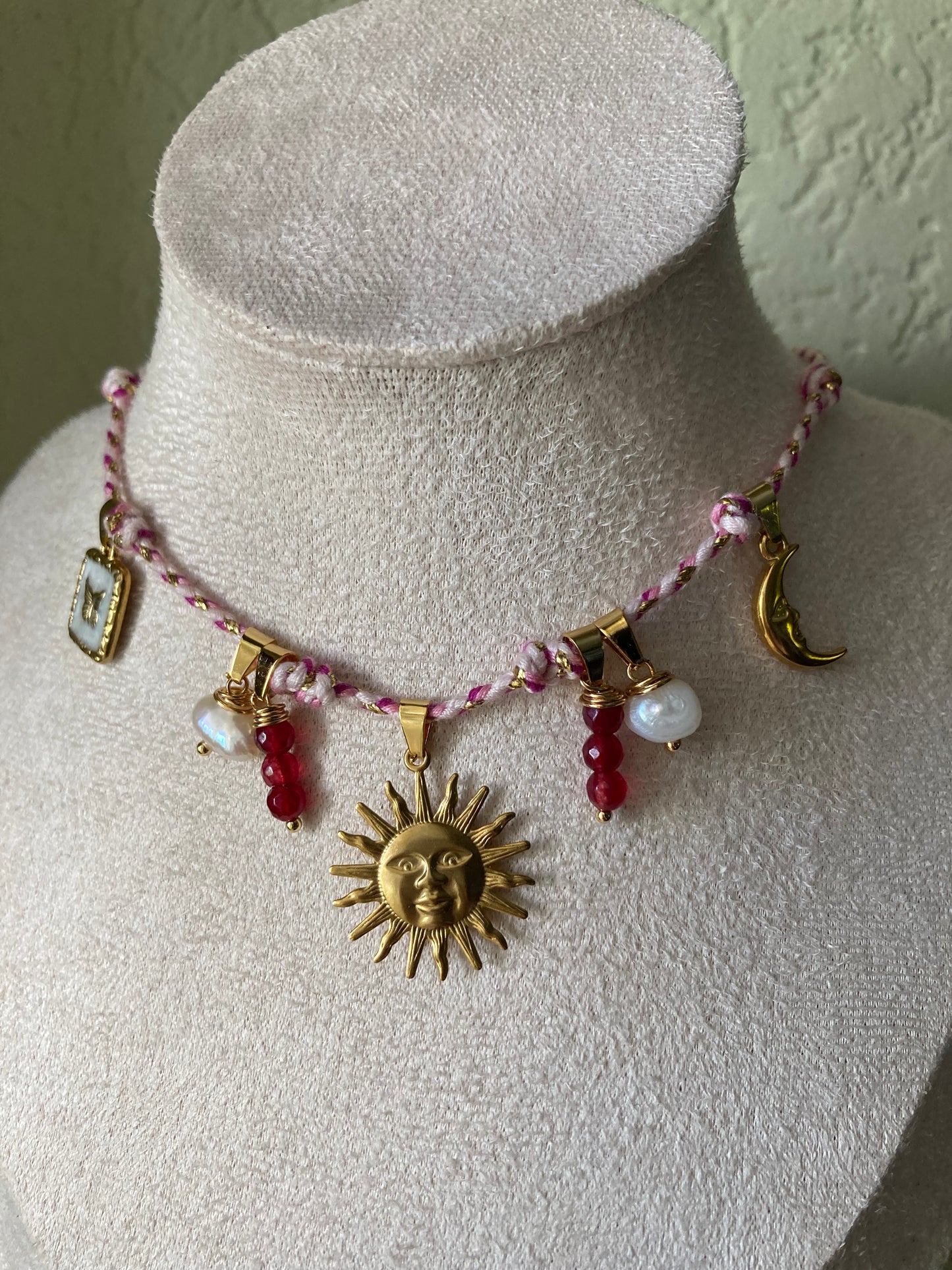 Collanina Kora Cordino Rosa 5 Pendenti