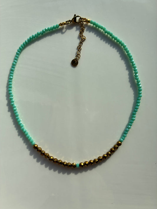 Girocollo Cristalli Turchese, tonalità verde acqua, Ematite Dorata