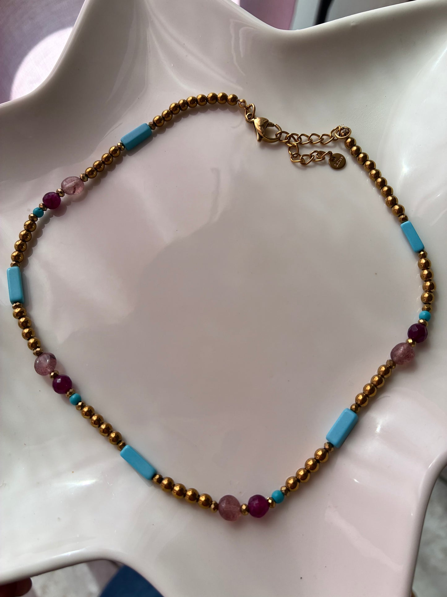 Collana Girocollo Ematite Dorata Liscia, Pasta di Turchese, Pietra Burattata