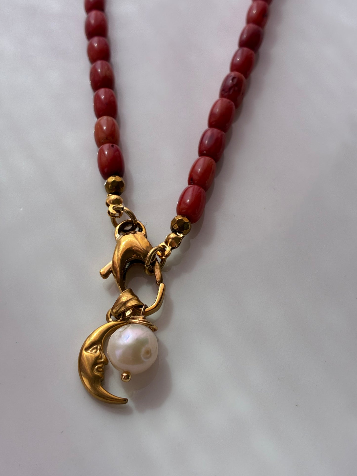 Collana Corallo Bamboo Con Ciondolo Luna e Perla