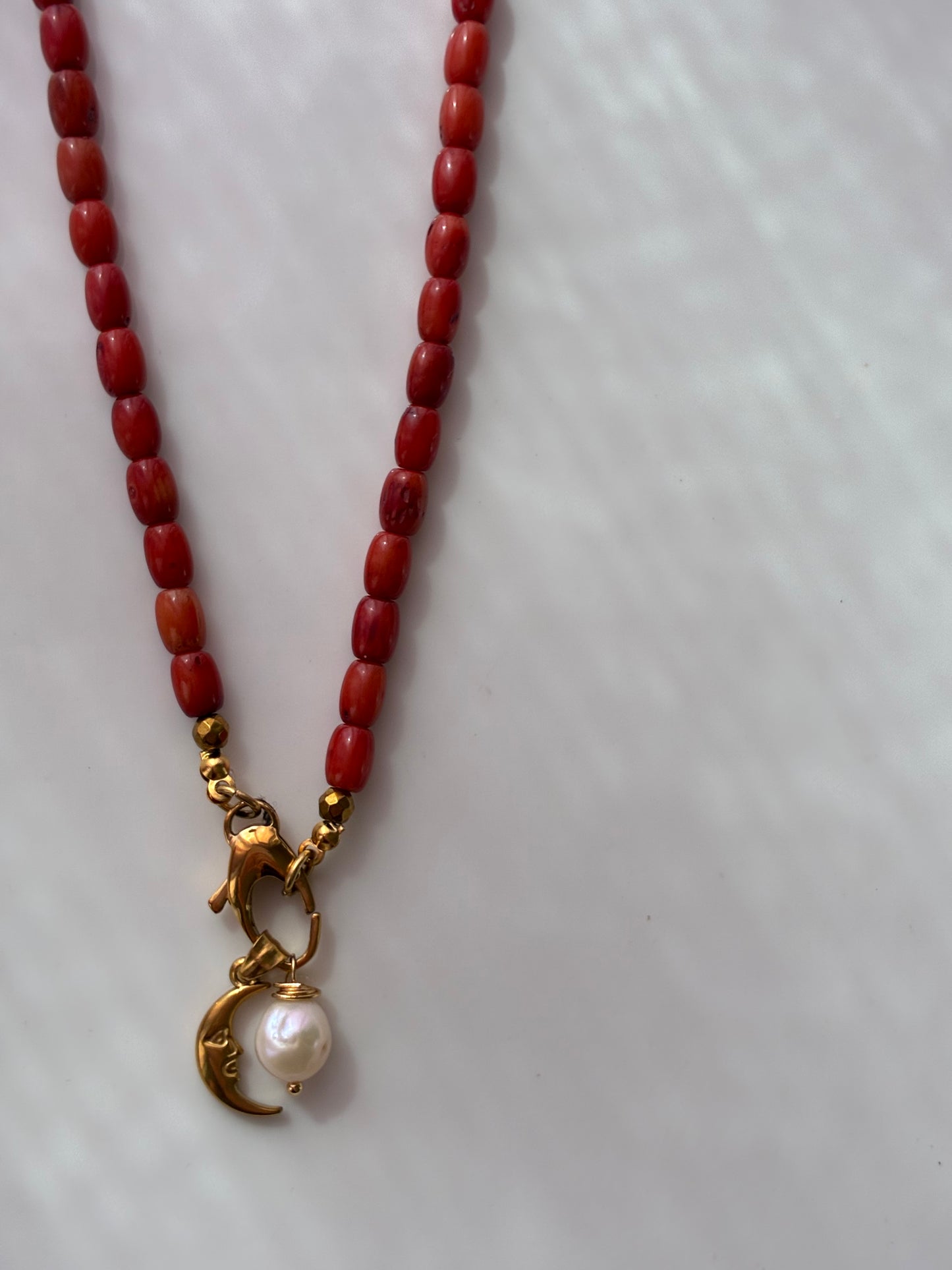 Collana Corallo Bamboo Con Ciondolo Luna e Perla