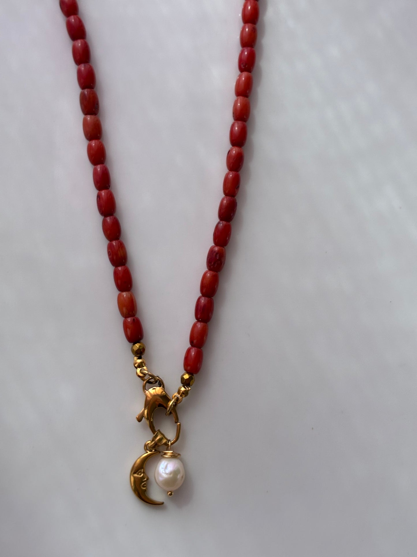 Collana Corallo Bamboo Con Ciondolo Luna e Perla