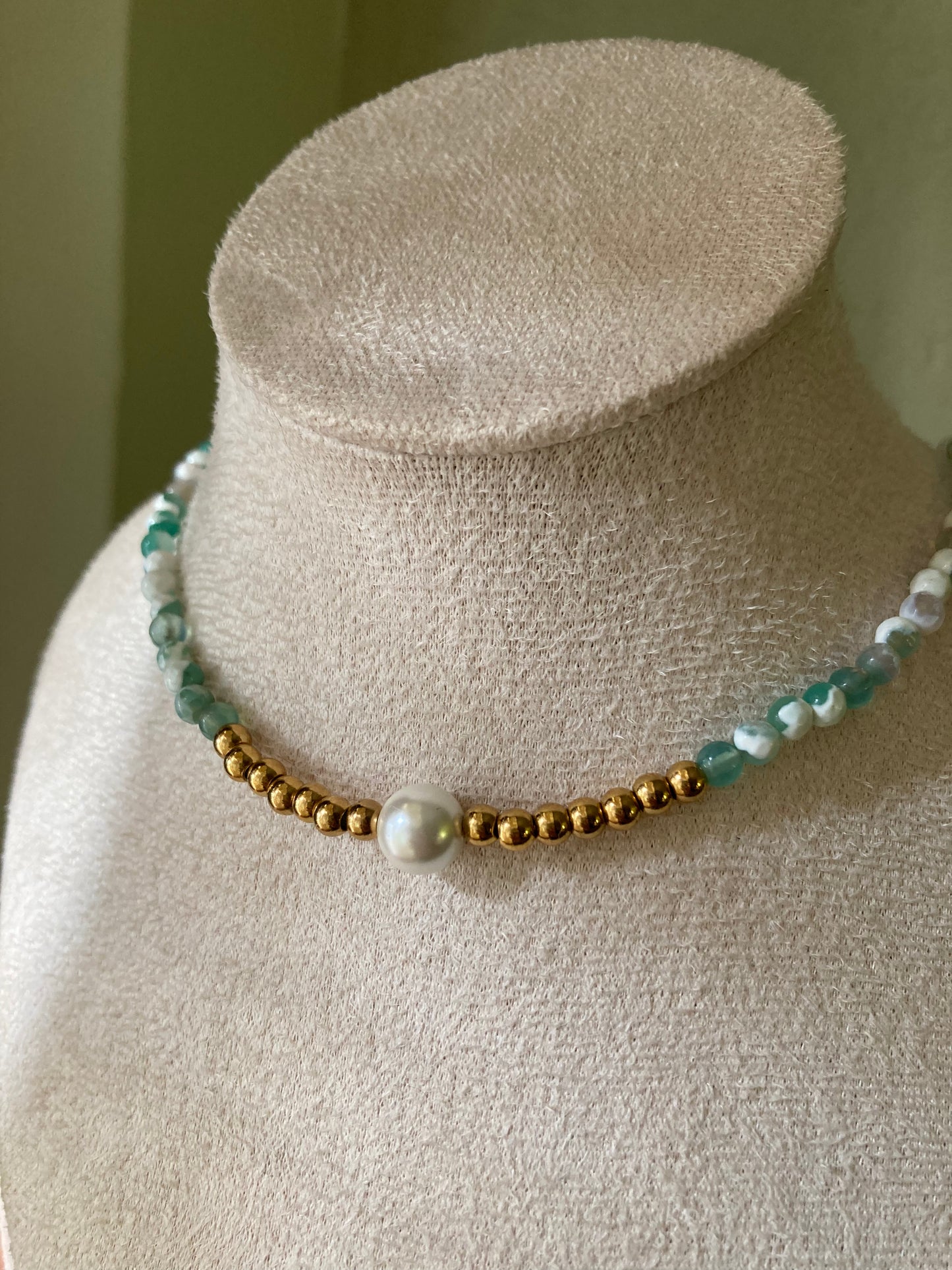 Collana Girocollo Pietre di Agata Pepite Acciaio Perla di Majorca