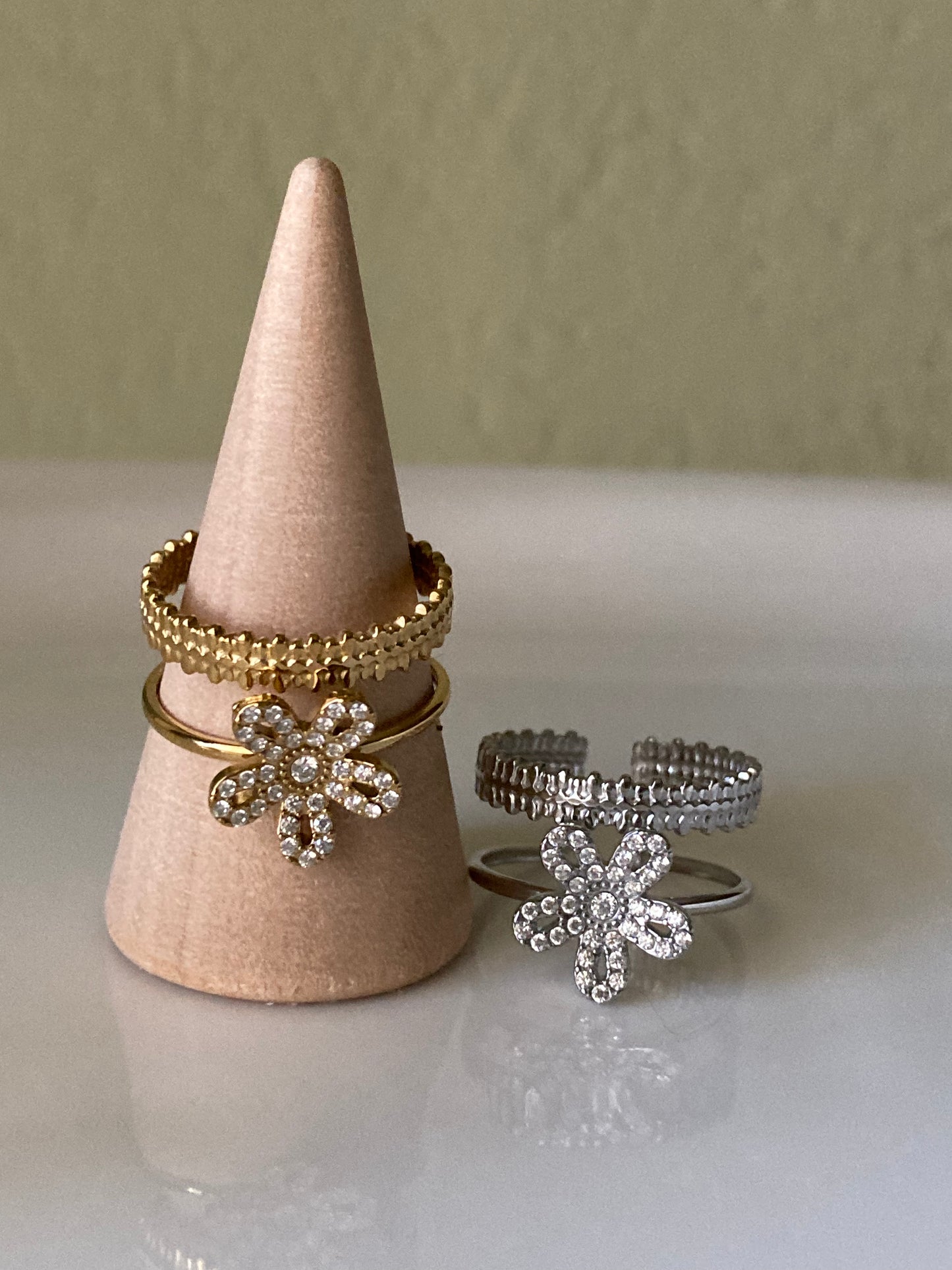 Anello Doppio Giro con Fiore