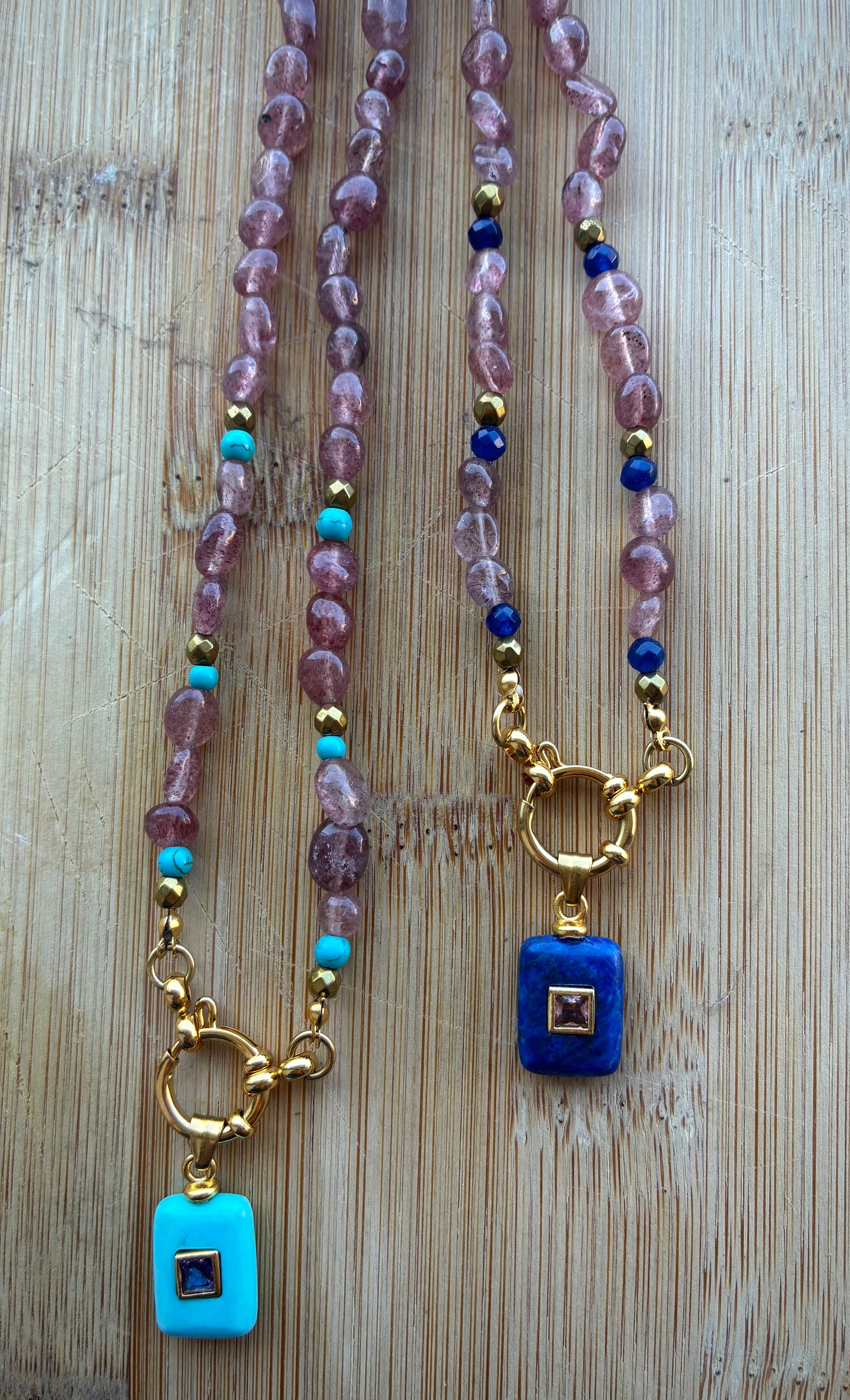 Collana Pietre Burattate, Chiusura Timone con Ciondolo