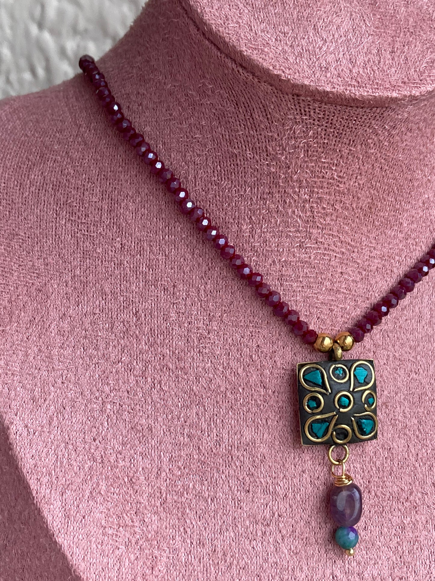 Collana Girocollo Cristallini e Pendente Indiano