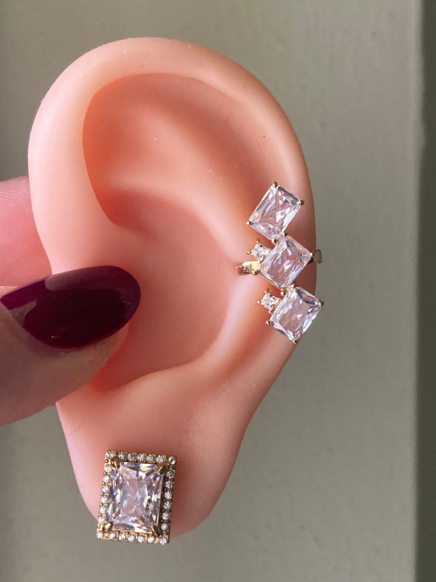 Orecchino Earcuff Tre Zirconi